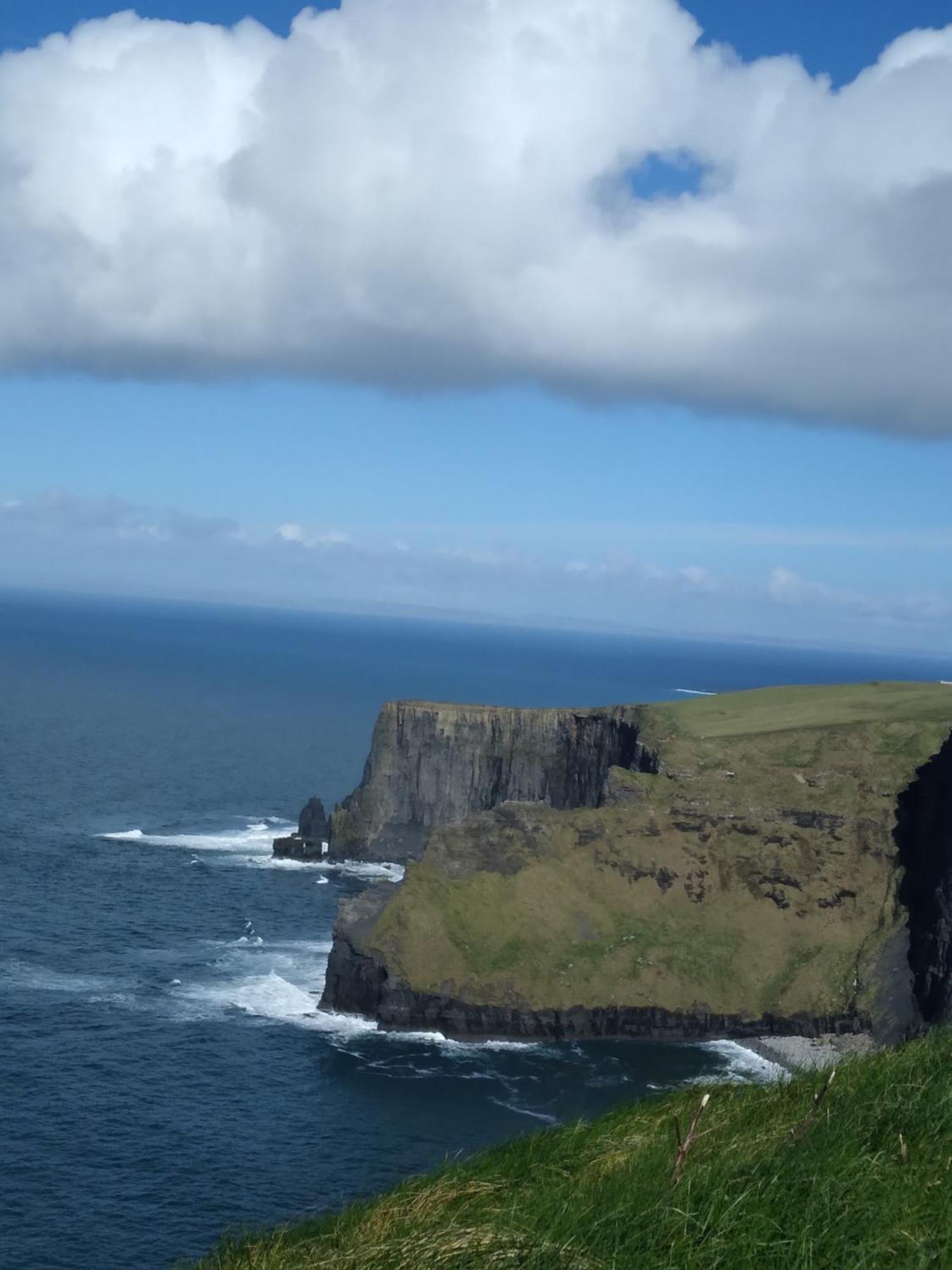 Next Stop Cliffs Of Moher Liscannor Extérieur photo